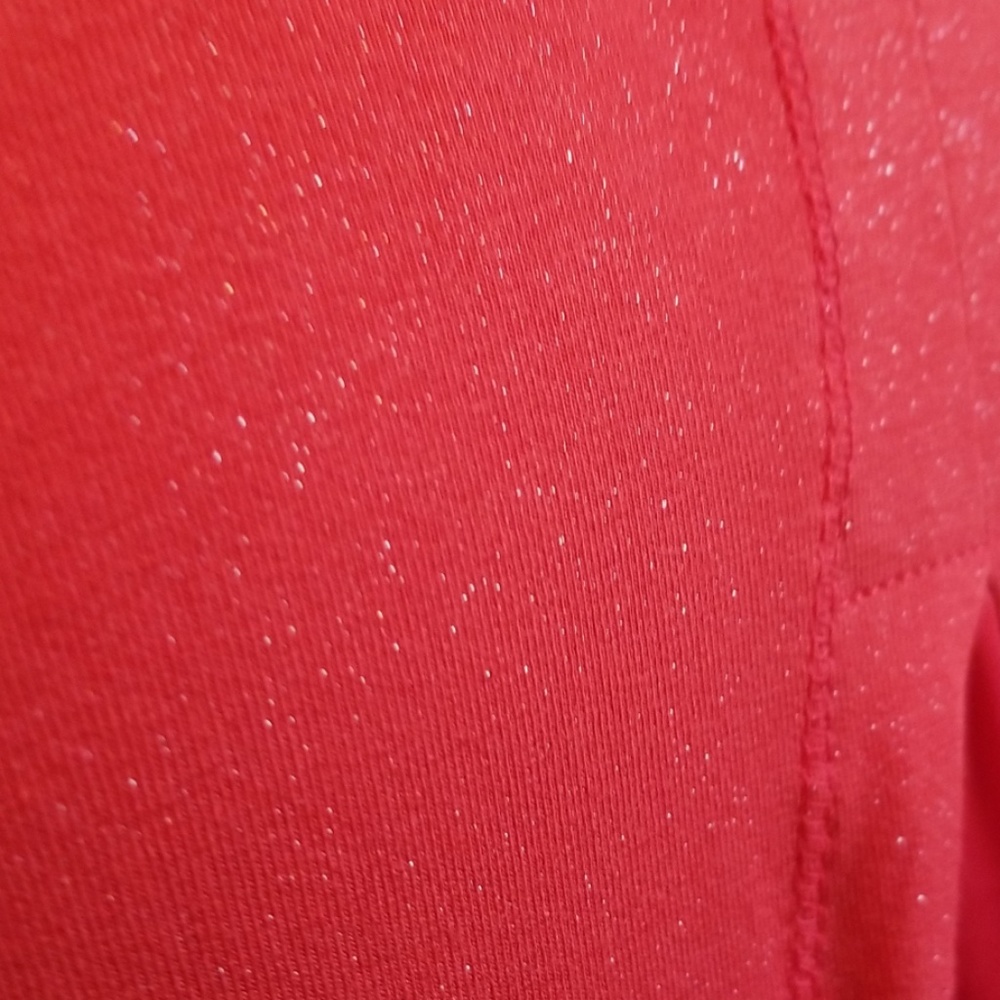 Top - Picture 4 of 8